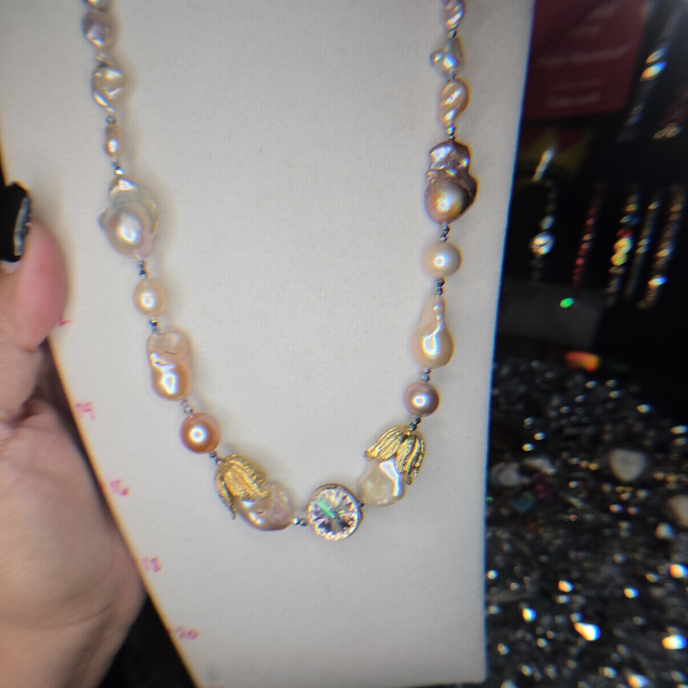 Elegant ARTISAN GENUINE FRESHWATER & SWAVORSKI RAVOLI NECKLACE - Picture 9 of 16